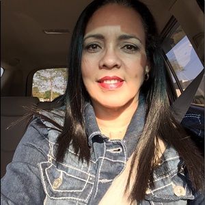 Meet your Posher, Maria